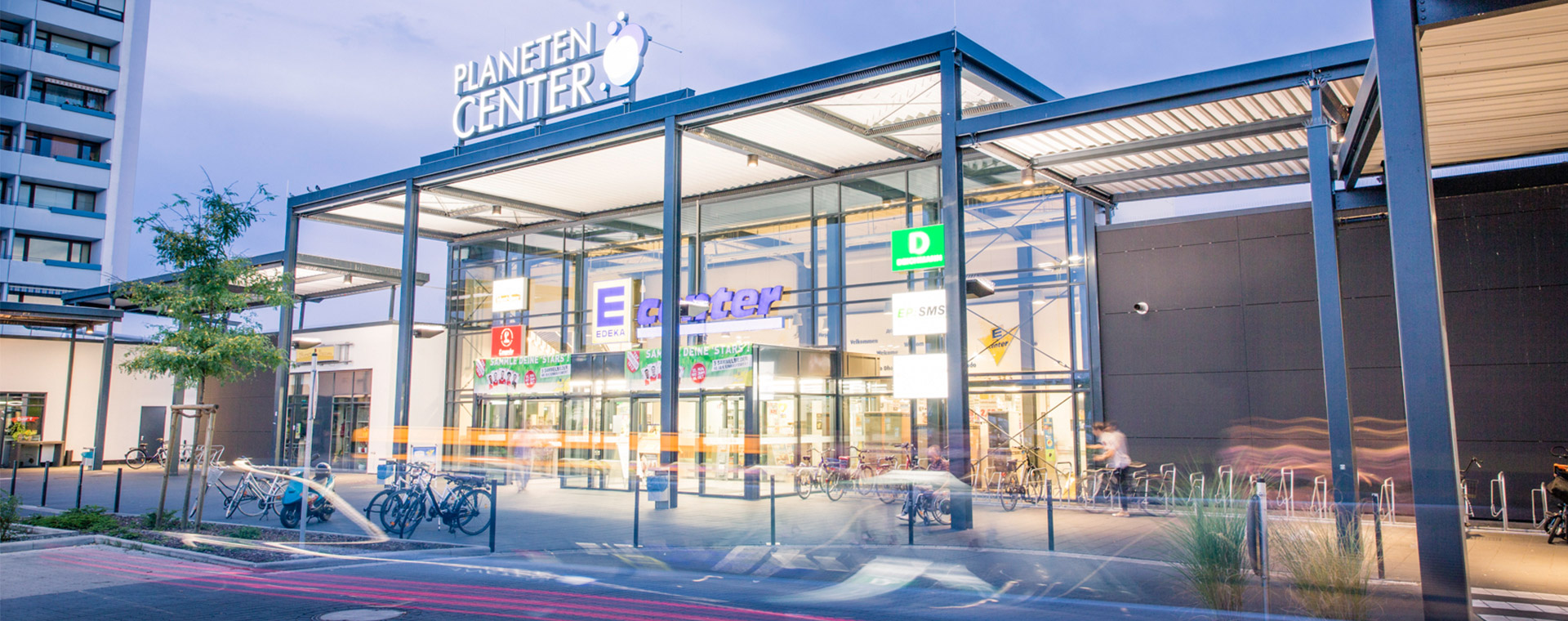 Eingang des Planetencenter